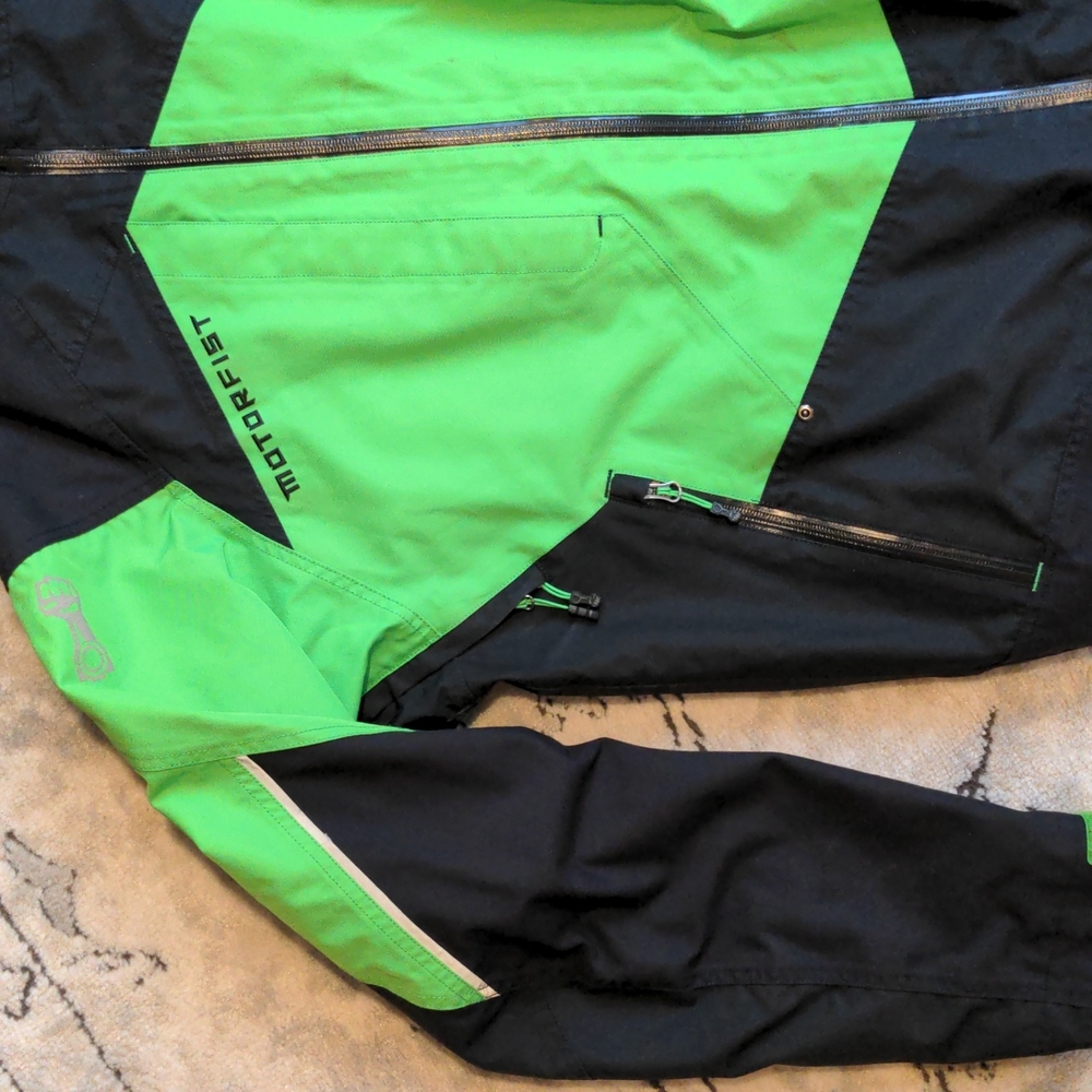 Motorfist Snowmobile Jacket - Picture 3 of 12